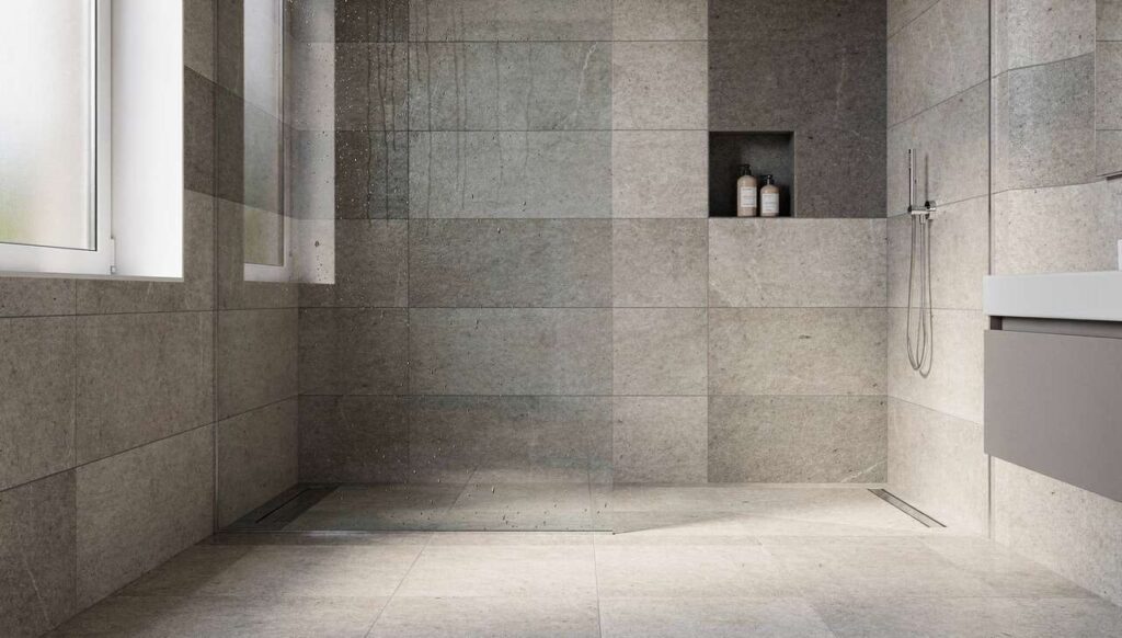 Farba do płytek łazienkowych: test Śnieżki po 2 latach w strefie natryskowej zaskoczył nawet producenta